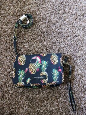 NWOT Vera Bradley crossbody 3 in 1 bag Lighten up Toucan RFID protection